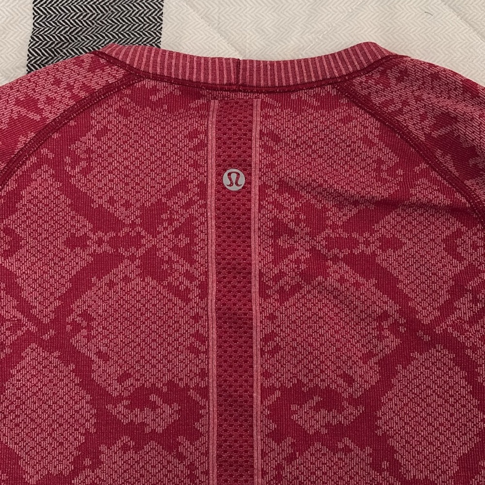 Lululemon Swiftly Tech Long Sleeve Shirt 2.0 Hip Length
